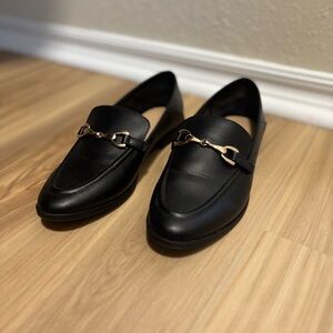 Elegant Black Loafers with Gold Accent